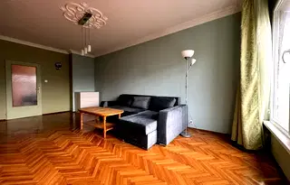 Тристаен апартамент с тераса в Стрелбище, София