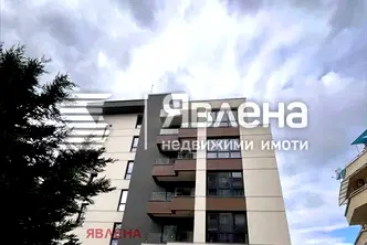 Тристаен апартамент с паркомясто в Студентски град, София