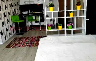Двустаен апартамент с балкон в Студентски град, София