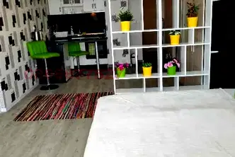 Двустаен апартамент с балкон в Студентски град, София