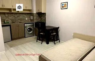 Едностаен апартамент в Студентски град с тераса