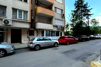 Двустаен апартамент в Студентски град с асансьор и контрол на достъпа