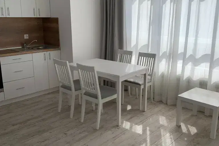 3-bedroom apartment in Sofiya, Studentski Grad