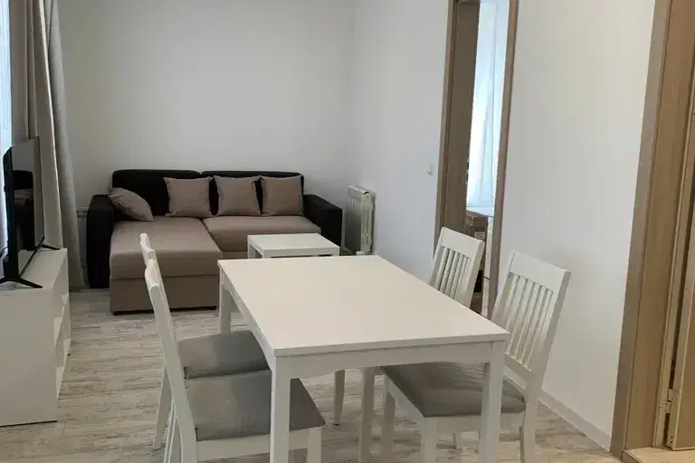 3-bedroom apartment in Sofiya, Studentski Grad