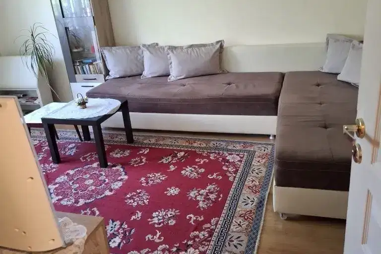 3-bedroom apartment in Sofiya, Studentski Grad
