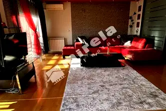 Тристаен апартамент с две тераси в Студентски град, София