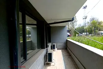 1-стаен апартамент с двор в Сухата река, София