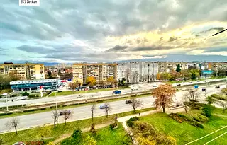 Двустаен апартамент в София, Сухата река