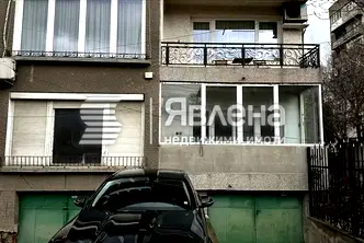 Тристаен апартамент в София, Сухата река