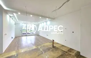 Тристаен апартамент в Сухата река с южно изложение