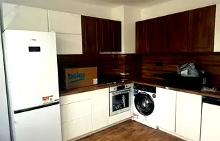 Тристаен апартамент в Сухата река с асансьор и охрана