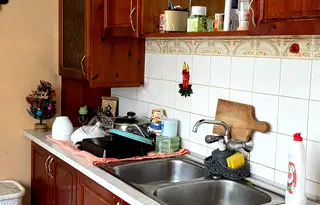 Двустаен апартамент с два балкона в Света Троица, София