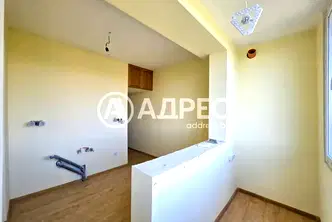 Двустаен апартамент в София, Толстой