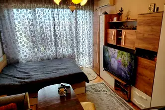Тристаен апартамент в Толстой с югоизточно изложение