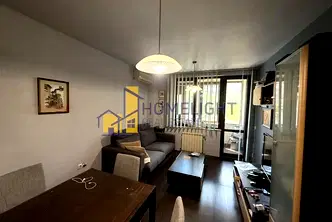 Двустаен апартамент с тераса в кв. Витоша, София