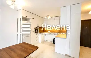 Тристаен апартамент с голяма тераса в кв. Витоша, София