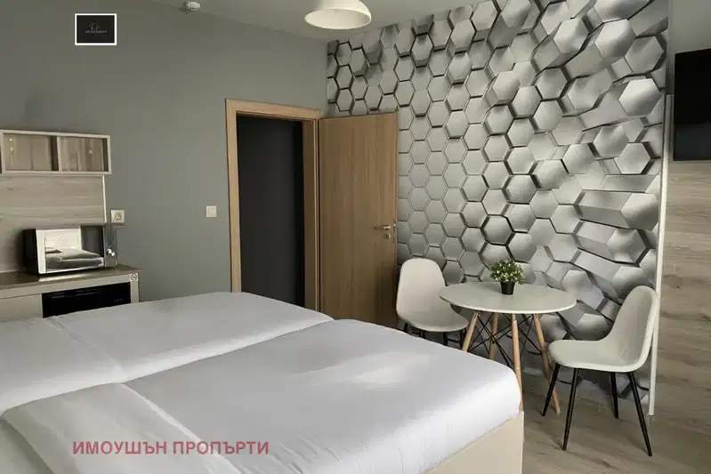 Обзаведен 1-стаен апартамент в кв. Витоша, София с тераса