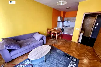 Двустаен апартамент с тераса в кв. Витоша, София