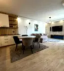 Двустаен апартамент с двор в кв. Витоша, София