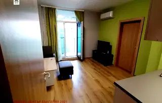 Двустаен апартамент с тераса в кв. Витоша, София