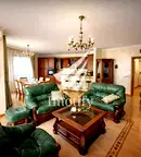 Просторен 3-стаен апартамент с гараж във Витоша, София