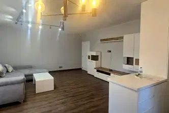 3-стаен апартамент с две тераси в кв. Витоша, София