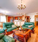 Просторен 3-стаен апартамент с гараж във Витоша, София
