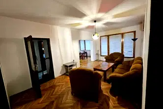 Тристаен апартамент с тераса в жк Витоша, София