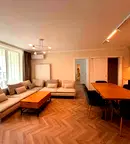 Тристаен апартамент с тераса в ж.к. Витоша, София