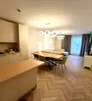 Тристаен апартамент с балкон в кв. Витоша, София