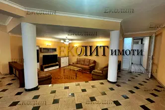 Просторен 3-стаен апартамент във Витоша, София с две тераси