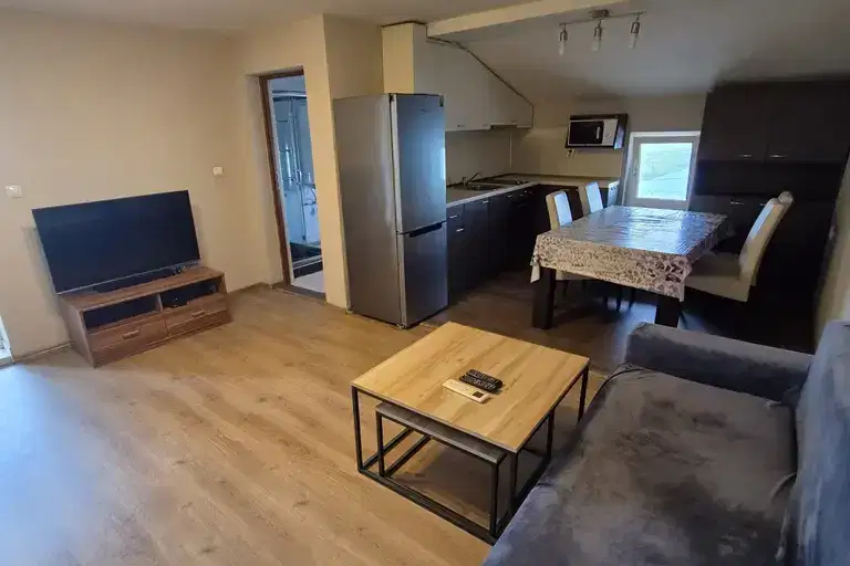 3-bedroom apartment in Sofiya, Vrajdebna