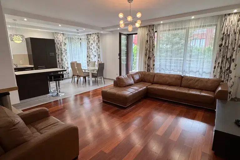4-bedroom apartment in Sofiya, Kinocentyra