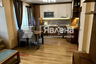 Тристаен апартамент в Зона Б-18 с гараж и тераса