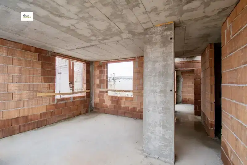 4-bedroom apartment in Sofiya, Zona B-19