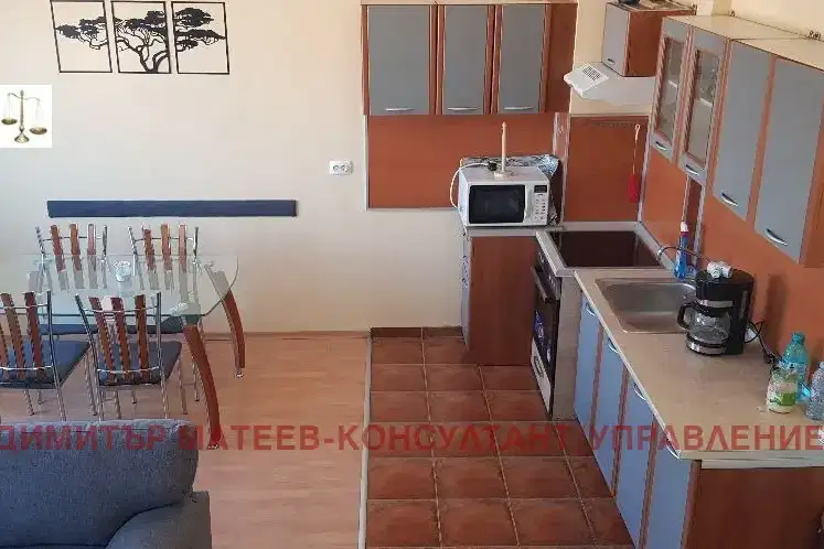 Мезонет 3-стаен в Зона Б-5-3, София с две тераси