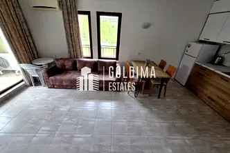 Двустаен апартамент в Бургас, Созопол