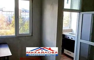 Тристаен апартамент в Стара Загора, Била