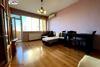 Двустаен апартамент в Стара Загора, Била