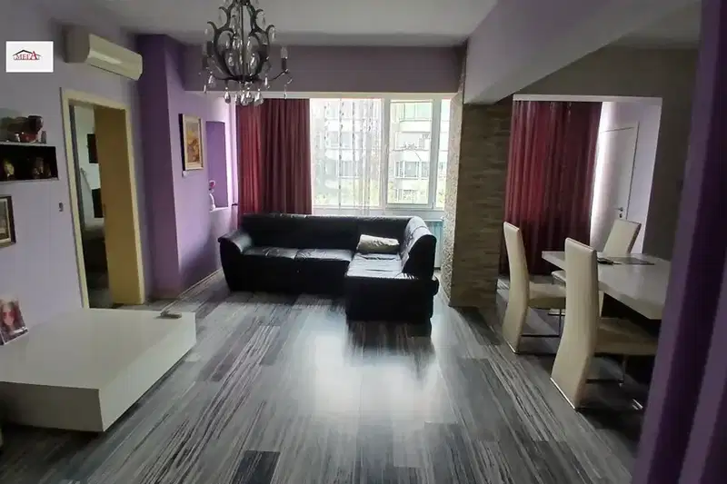 3-bedroom apartment in Stara Zagora, Centyr