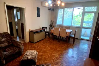 Тристаен апартамент в Стара Загора, Център