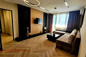 Тристаен апартамент в Стара Загора, Център
