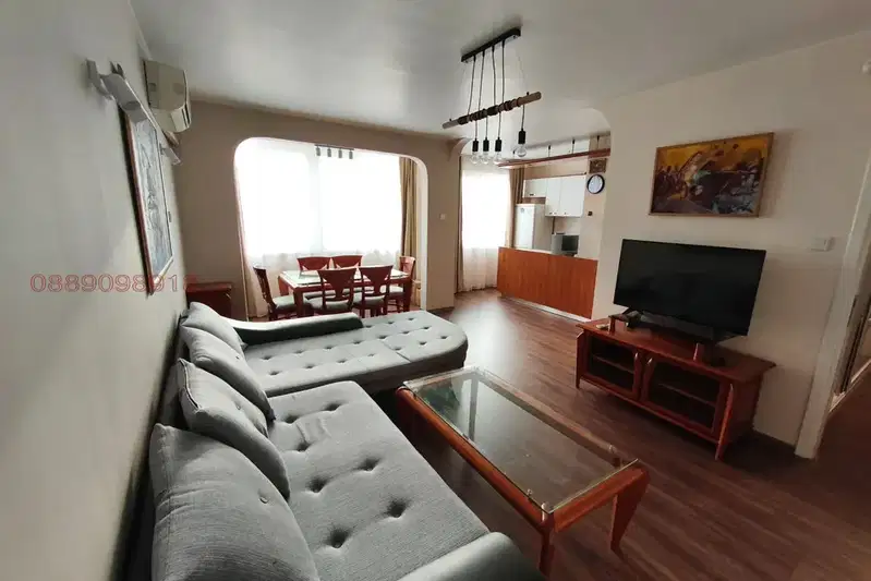 3-room apartment in the Center of Stara Zagora with a large living room