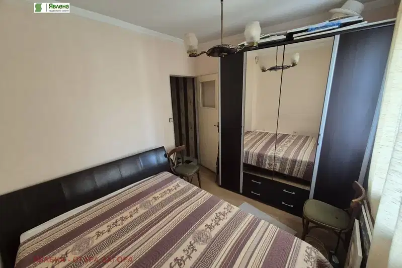 3-bedroom apartment in Stara Zagora, Jeleznik - Centyr