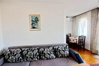 Двустаен апартамент в Стара Загора, Операта