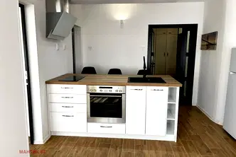 Тристаен апартамент в Стара Загора, Ремиза