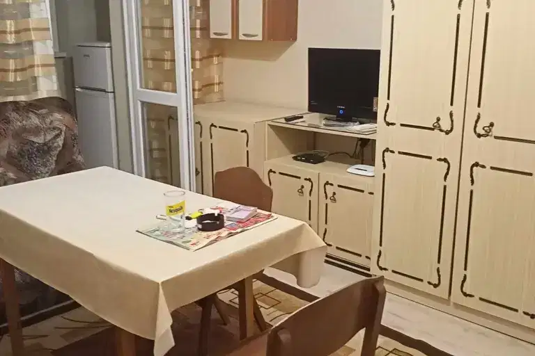 Тристаен апартамент в Стара Загора, Център