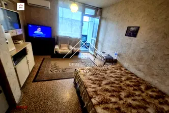 Двустаен апартамент в Стара Загора, Три чучура - юг
