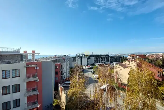 Тристаен апартамент в Бургас, Свети Влас