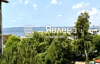Тристаен апартамент в Бургас, Свети Влас